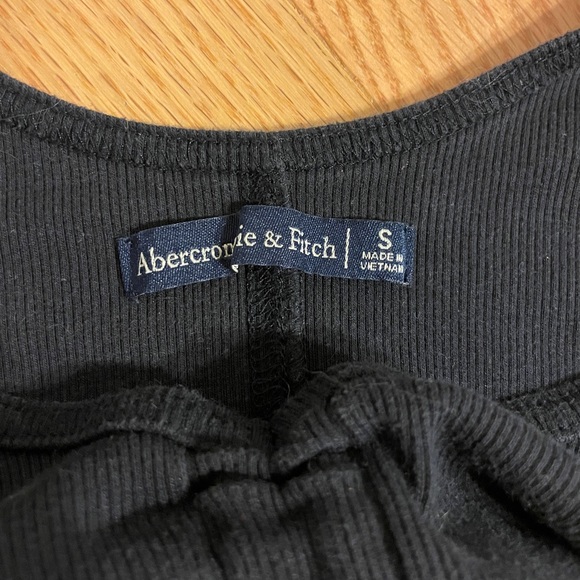 abercrombie & fitch black tank top - Picture 3 of 3